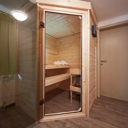 Chalet Holiday Lodge Central *